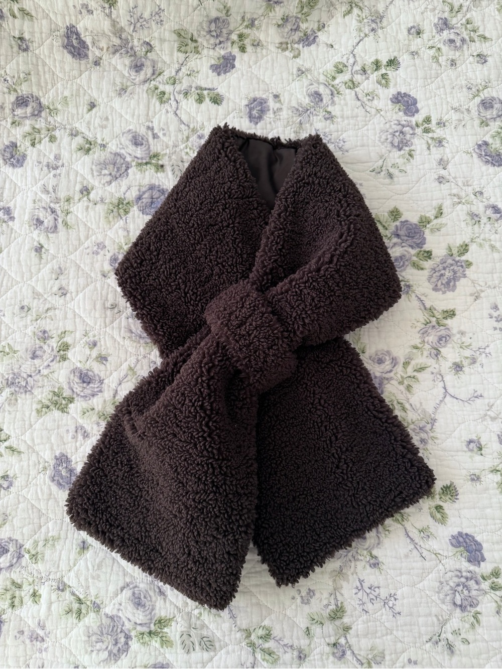 Faux fur brown sherpa scarf